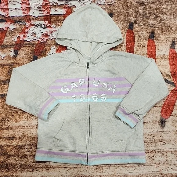 Toddler girl Gap sweatshirt - Picture 1 of 6